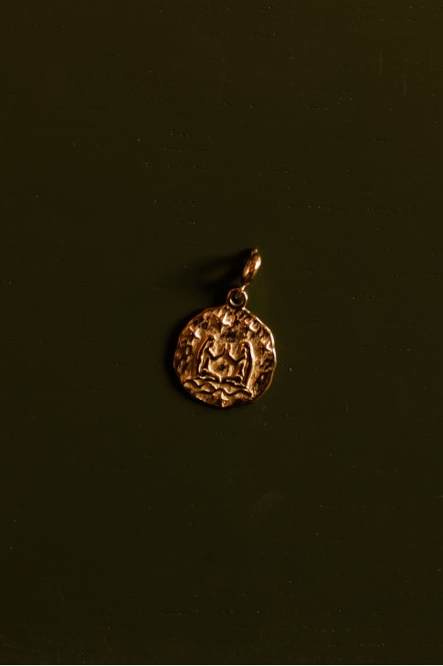 Medallion Gemini